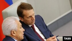 Russian Duma speaker Sergei Naryshkin (right)
