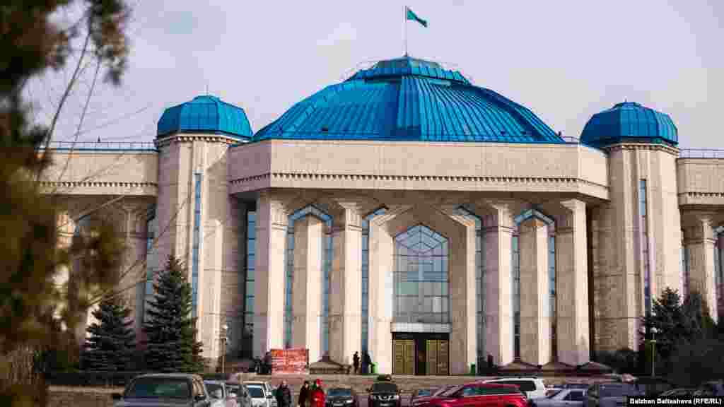 Здание Центрального Государственного музея Казахстана.