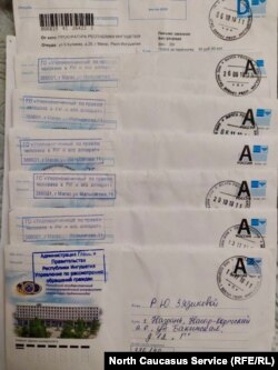 Жители ведут утомительную переписку с чиновниками