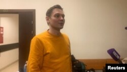 Russian performer Maksim Moiseyev appears in St. Petersburg court on January 9.