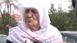 Модари Ҳусейн Абдусамадов ба ҳабси умрбоди писараш мухолиф аст