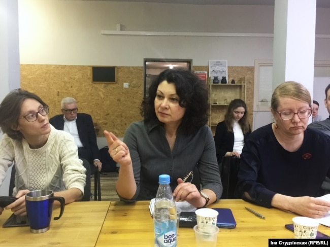 Зьлева напарава: Кацярына Куксо, Алена Радзевіч, Алена Палейка