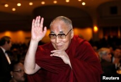 Духовный лидер тибетцев Далай-лама