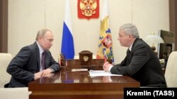 Владимир Путин и Вячеслав Битаров (архивная фотография)