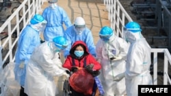 شمار قربانیان ویروس کرونا در چین به ۵۶۳ تن رسیده است. (عکس ووهان در چهارم فوریه)
