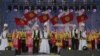 Салтанат &quot;Ялла&quot; тобунун легендарлуу ырлары менен башталды.