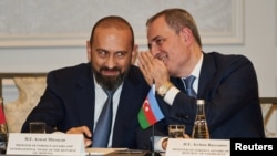 وزیران خارجه آذربایجان و ارمنستان در نشست نیویورک، یکم مهرماه ۱۴۰۵
