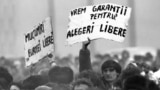 Piața Universității, București, 22 aprilie 1990 (foto: Agerpres).