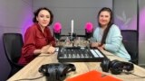 Adriana Nedelea a stat de vorbă cu regizoarea Ozana Nicolau despre De(conectat), spectacolul său despre fake news și dezinformare. 