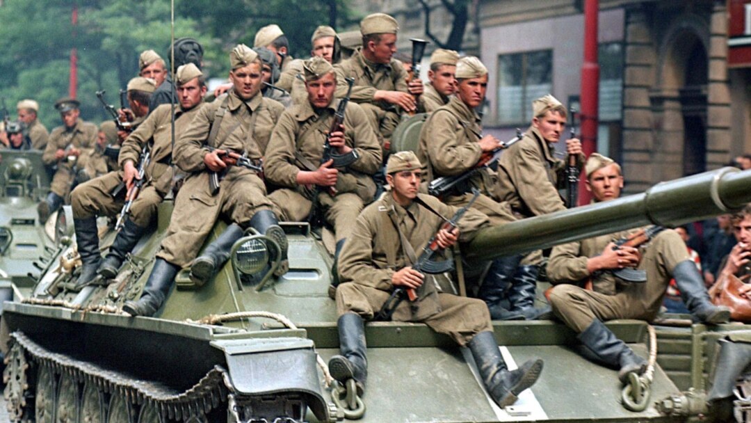 A Terrible Panic': Czech Photographer 'Haunted' By 1968 Invasion