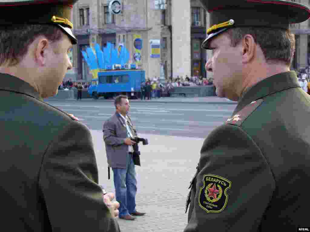 У параді візьмуть участь 130 курсантів Військової академії Республіки Білорусь.