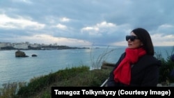 Ақын, журналист Танакөз Толқынқызы (суреті Facebook желісінен алынды).