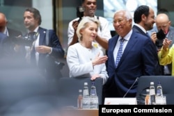 Очільниця Єврокомісії Урсула фон дер Ляєн і президент Євроради Антоніу Кошта на саміті лідерів ЄС у Брюсселі, Бельгія, 18 червня 2026 року