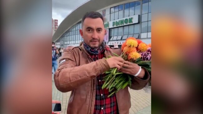 Ki az a férfi, aki megpróbált véget vetni az életének a belarusz bíróságon?