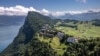 Знімок показує курорт Бургеншток над озером Люцерн, центральна Швейцарія, де 15-16 червня 2024 року відбудеться український мирний саміт.
