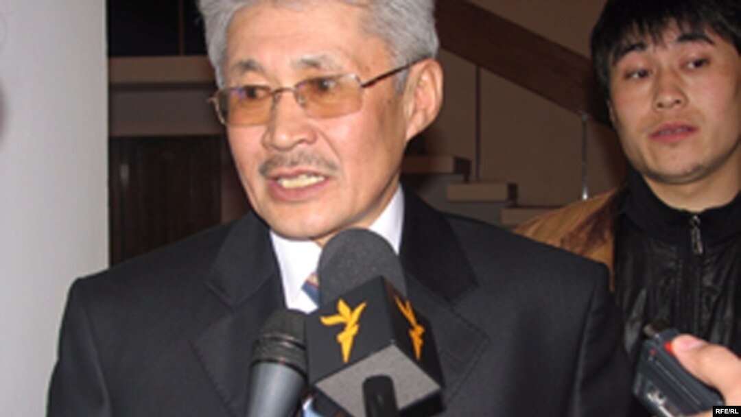 Kyrgyz Ombudsman Tursunbek Akun has criticized the HRW report.