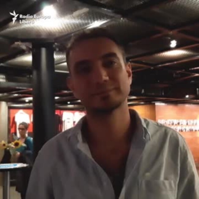 Claudiu Komartin: Poezia este o formă de înduhovnicire.