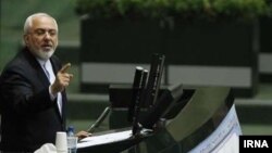  محمدجواد ظریف وزیر خارجه در مجلس