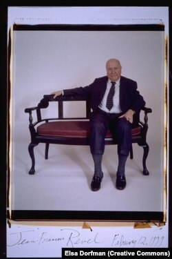 Jean Francois Revel, fotografie de Elsa Dorfman