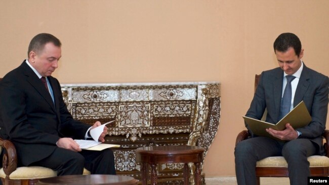Ministro degli Affari Esteri della Bielorussia Vladimir Makei e Bashar Assad, 2015