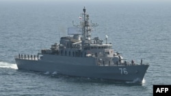Иран әскери-теңіз күштерінің Jamaran класына жататын корветі Пәкістанның Карачи порты айлағында. 10 ақпан, 2025 жыл.