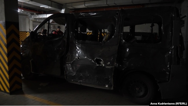 Автівка капелана, якою він евакуював людей