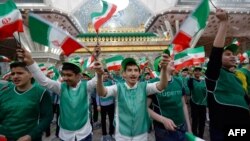 آرشیف، محصلین ایرانی در حال تجلیل از چهلمین سالروز پیروزی انقلاب اسلامی