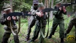 Сербские дети проходят военную подготовку в России