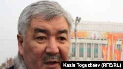 "Азат" ЖСДП-ның бас хатшысы Әміржан Қосанов. Алматы, 6 қаңтар, 2012 жыл.