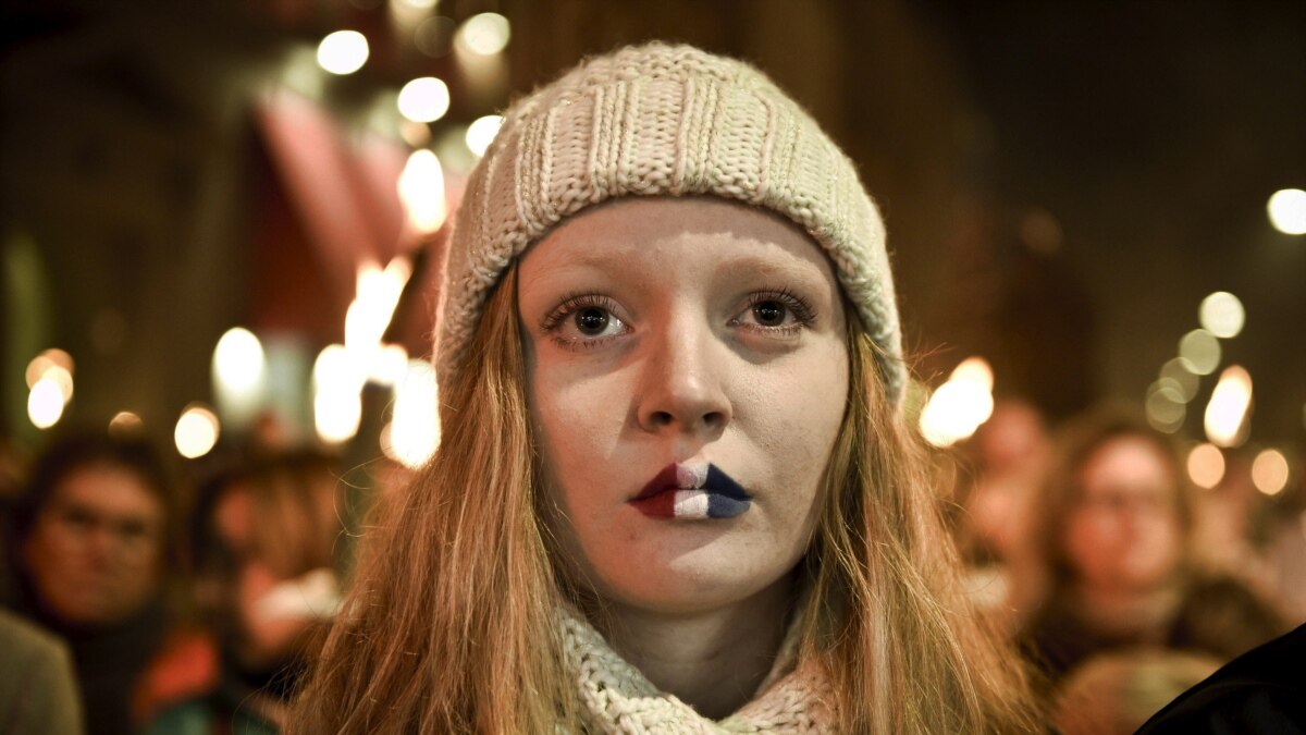 Триколор и чёрное