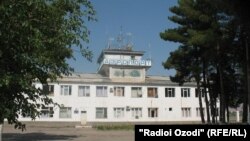 Аэропорт города Бохтар на юге Таджикистана