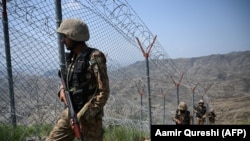 سربازان پاکستانی در امتدا خط دیورند - تصویر از آرشیف