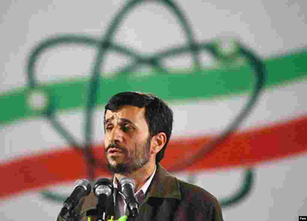 Iran -- President Mahmud Ahmadinejad, speaking in Natanz, 09Apr2007