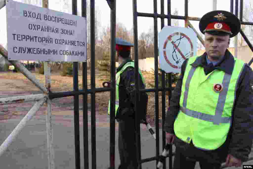 Месца катастрофы самалёта Леха Качыньскага. Толькі па спэцпрапусках