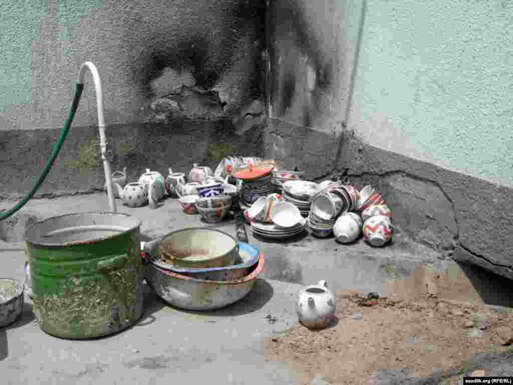 Черëмушкидаги ҳовлилардан бири манзараси.