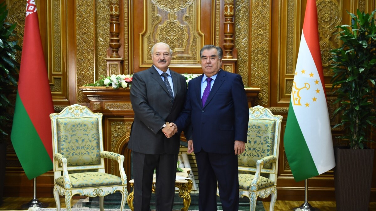 Таджики в белоруссии. Встреча Эмомали Рахмон и Лукашенко. Лукашенко и Рахмон. Лукашенко и Эмомали Рахмон.