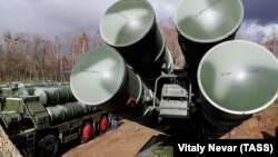 Sistemul antiaerian S-400 în regiunea Kaliningrad