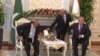 Навоз Шариф ба Тоҷикистон бандари Гвадарро пешниҳод кард