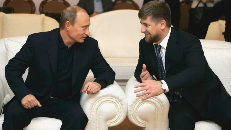 Кадыров Путинны гомерлек президент итәргә чакырды