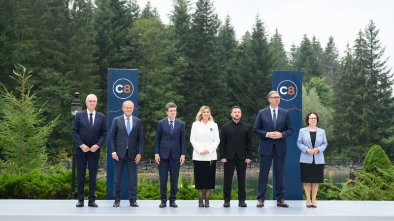 Зеленський: саміт нового формату – «Карпатської вісімки» стартує на Прикарпатті