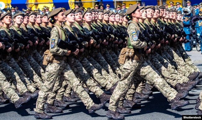 Жінки-військові на параді до Дня Незалежності України. Київ, 24 серпня 2018 року