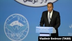 Ministri i Jashtëm rus, Sergei Lavrov gjatë fjalimit të tij në Soçi