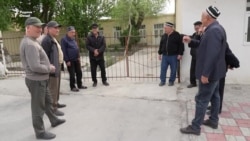 "Чойхонаи моро баргардонед, худамон заҳмат кашидем"