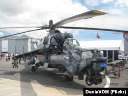 Мі-24 Super Hind. Глибока модернізація гелікоптера південноафриканською компанією Advanced Technologies and Engineering (ATE). Одна з останніх серійних модернізацій цієї машини. Було прийнято на озброєння в Азербайджані та Алжирі.