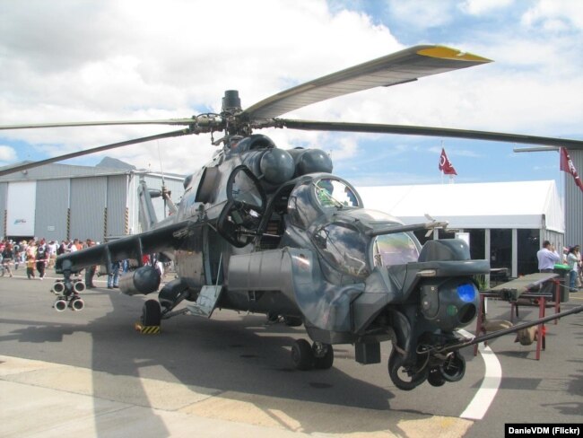 Мі-24 Super Hind. Глибока модернізація гелікоптера південноафриканською компанією Advanced Technologies and Engineering (ATE). Одна з останніх серійних модернізацій цієї машини. Було прийнято на озброєння в Азербайджані та Алжирі.