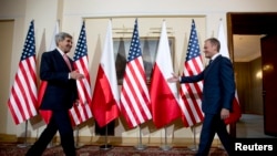 John Kerry və Donald Tusk