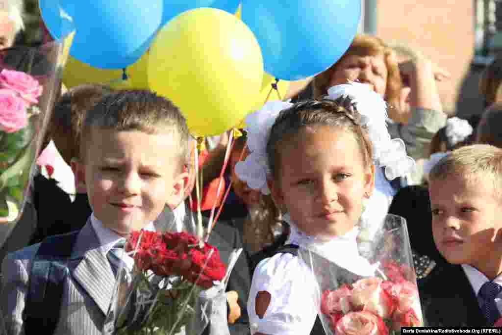 The first day of school at School No. 17 in Cherkasy, Ukraine.