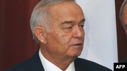 Uzbek President Islam Karimov is hosting the Turkmen president.