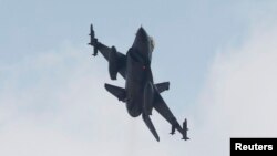 Истребитель F-16 военно-воздушных сил Турции. Иллюстративное фото.