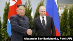 Ким Чен Ын и Владимир Путин во время встречи во Владивостоке. Апрель 2019 года